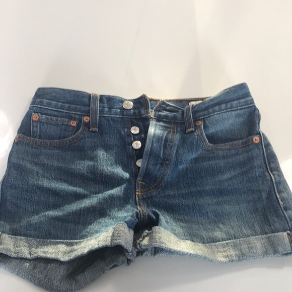 Levi’s shorts